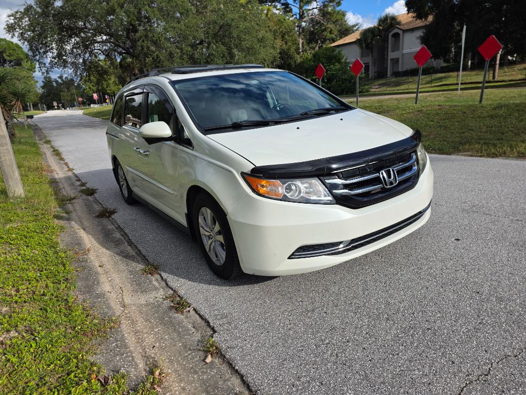 2015 Honda Odyssey EX-L's photo