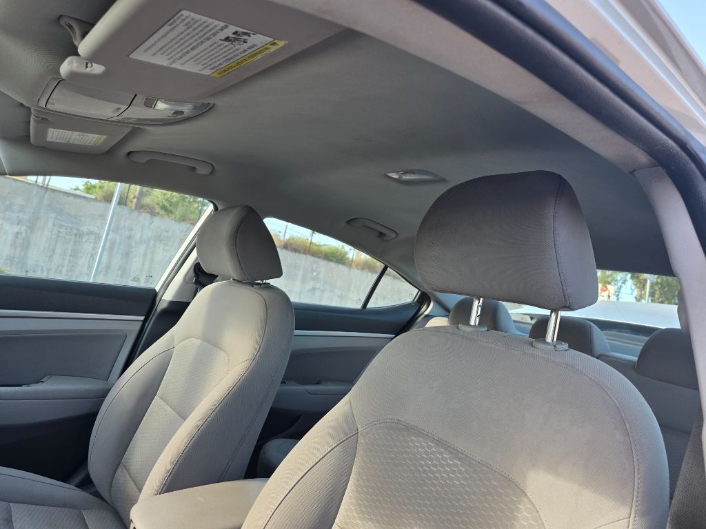 2019 Hyundai Elantra SEL - Photo 12